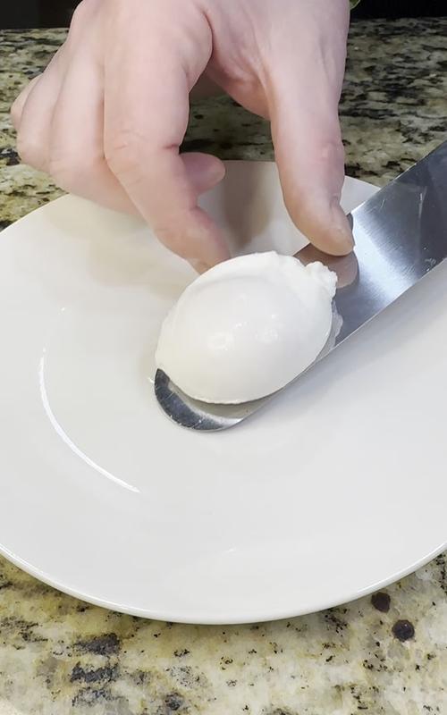 image The Art of Perfectly Poached Eggs