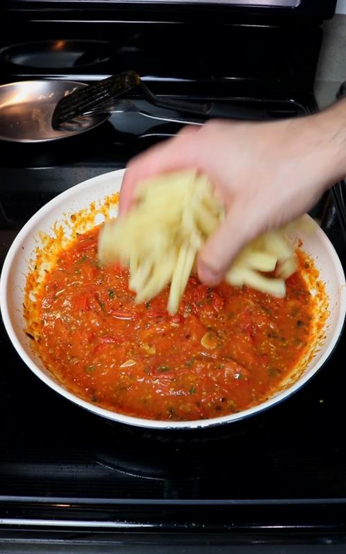 image How to Make Homemade Pasta Sauce