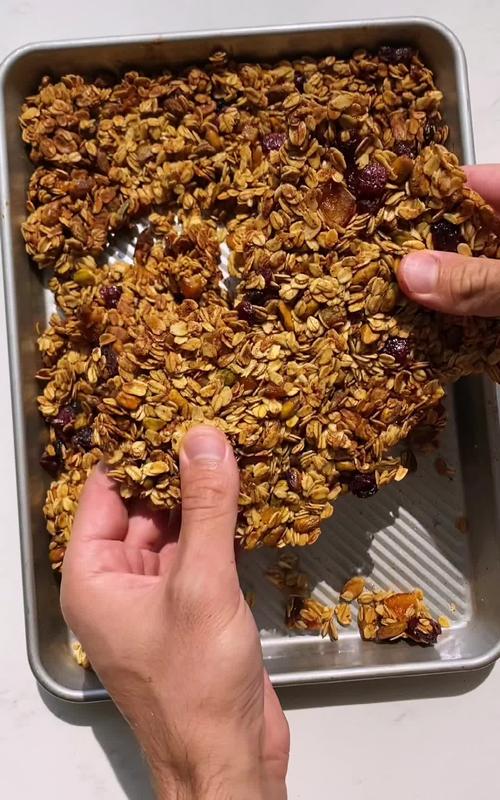 image How to Make Your Own Granola